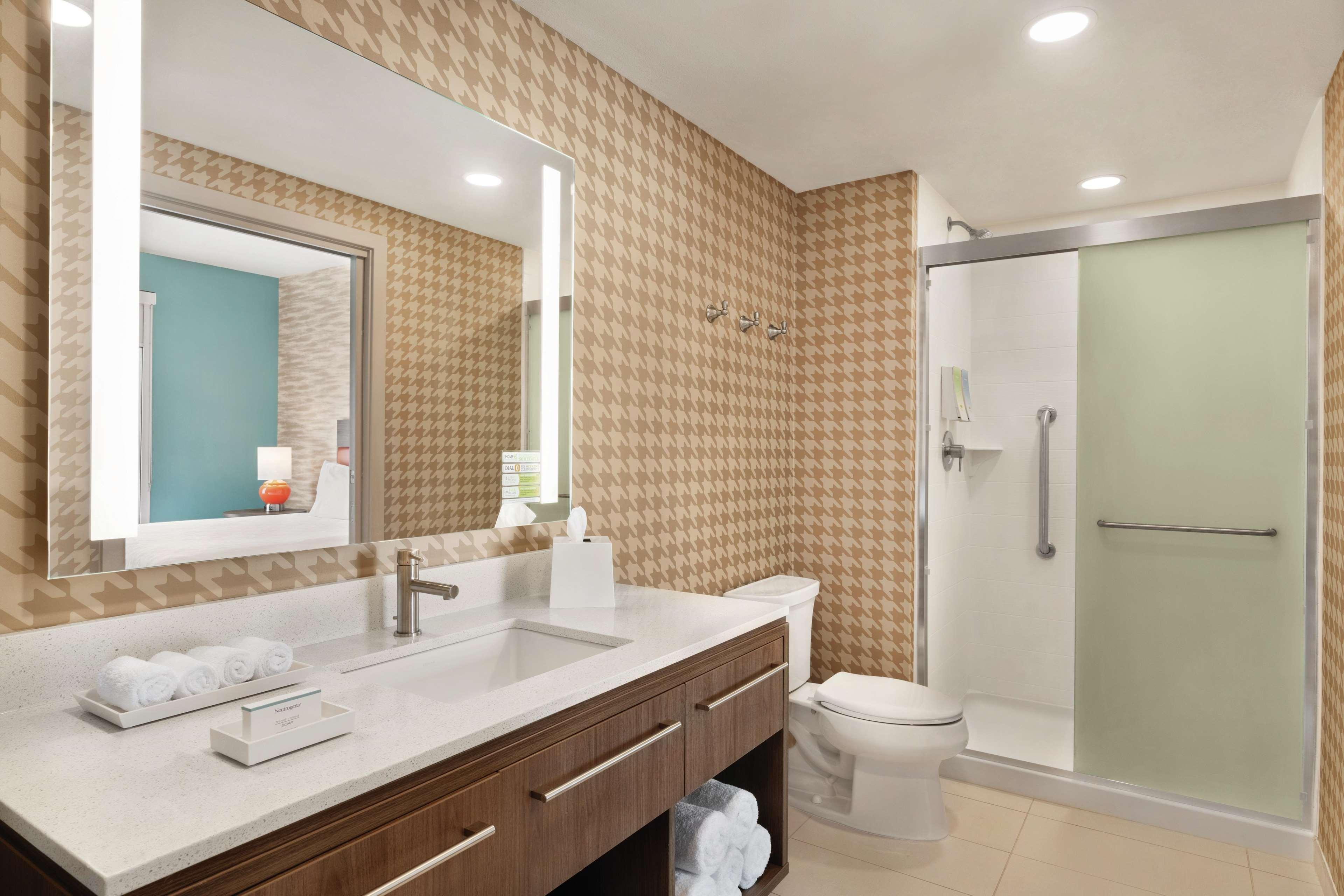Home2 Suites By Hilton Lancaster Exterior photo